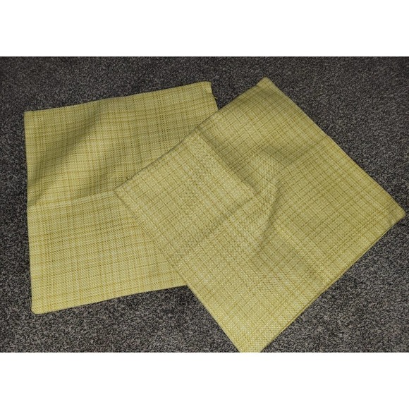 Set of 2 yellow pillowcases - Picture 1 of 2